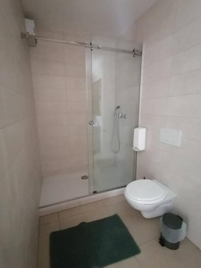 Blatnikov Hram Hotel Dvor Ngoại thất bức ảnh